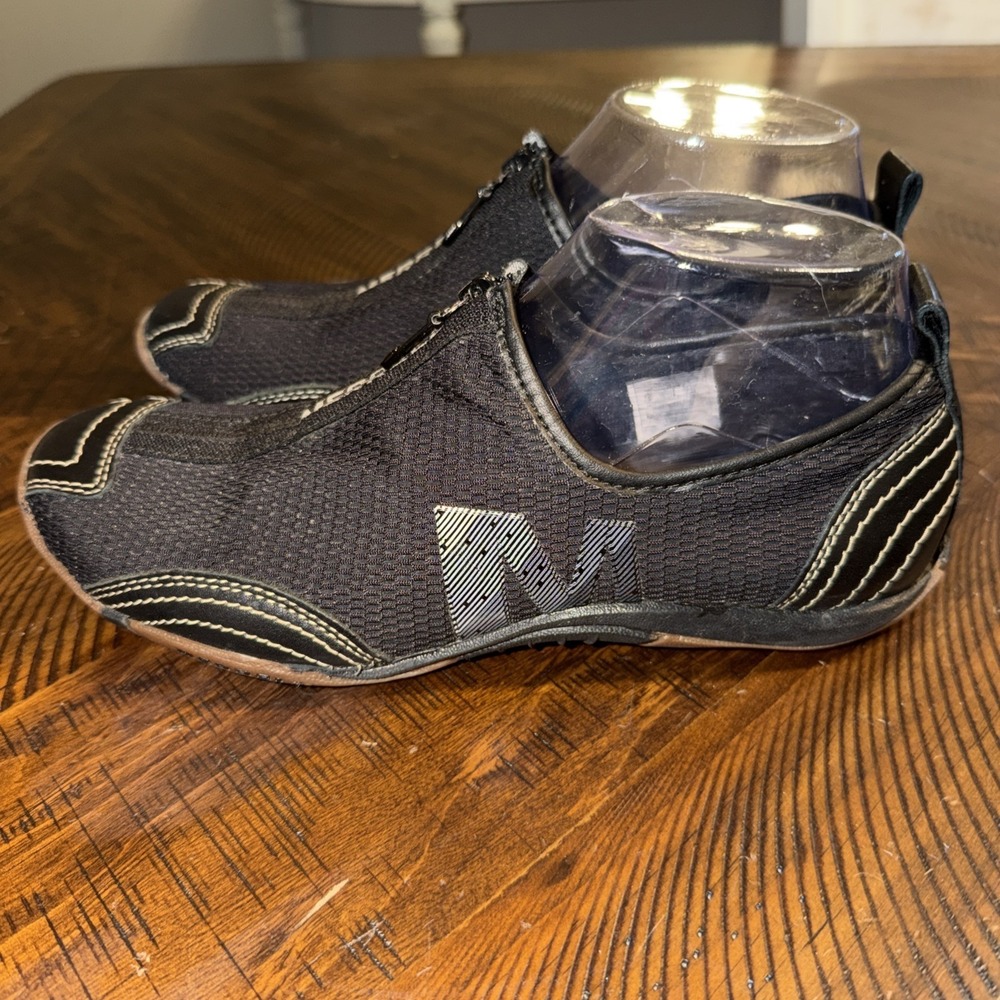 Merrell Barrado Women's 7.5 Leather Mesh Zippered Trail Sneakers Shoes Black